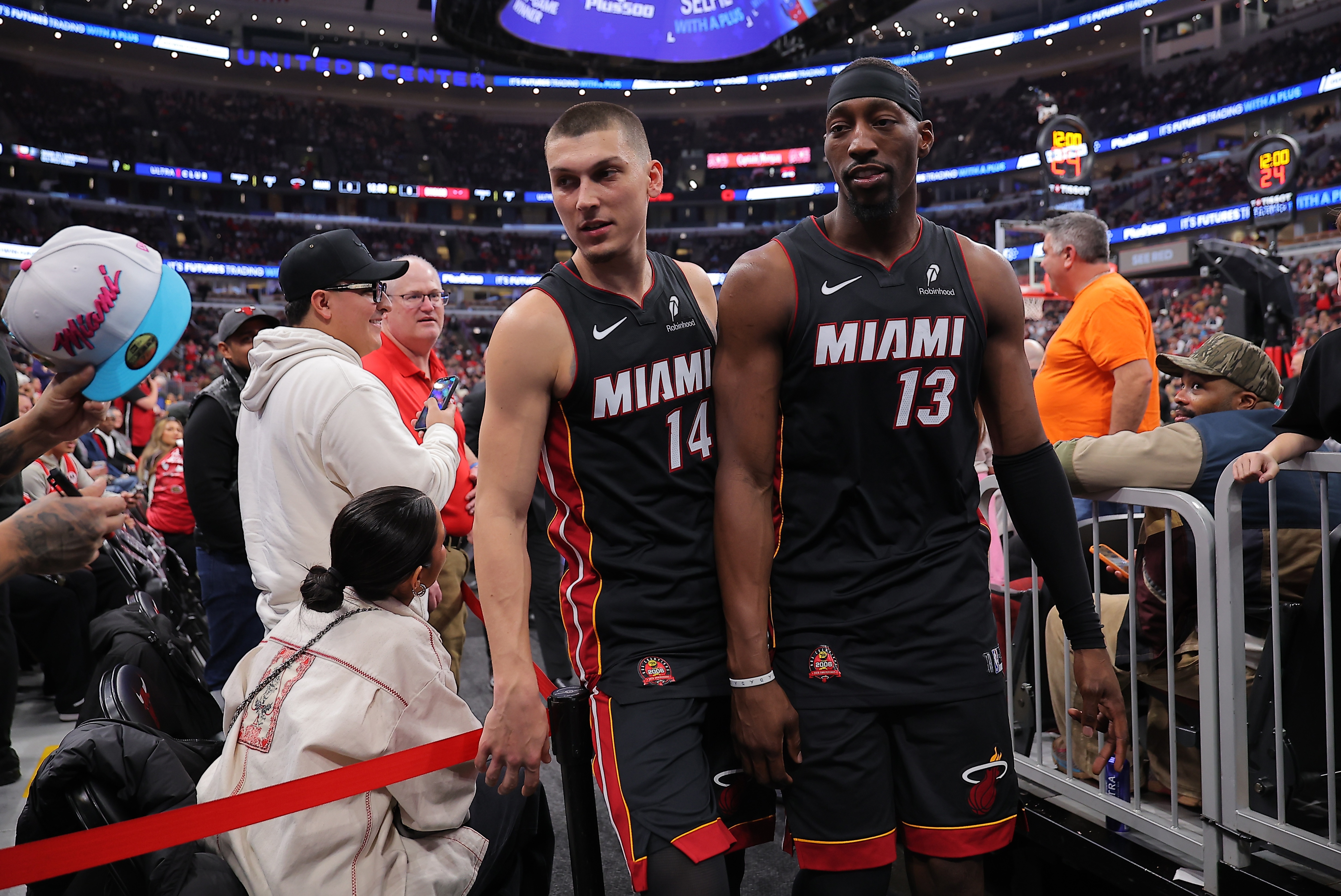 OD体育官方-29分!希罗:阿德巴约把所有小事都做好了 我们都知道他的能力